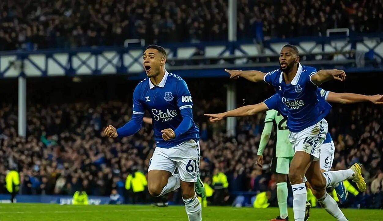 纽卡斯尔发布备战花絮,赛后战术微调,NBA总决赛任务艰巨,控场能力受关注的简单介绍 纽卡斯尔发布备战花絮,赛后战术微调,NBA总决赛任务艰巨,控场能力受关注的简单介绍